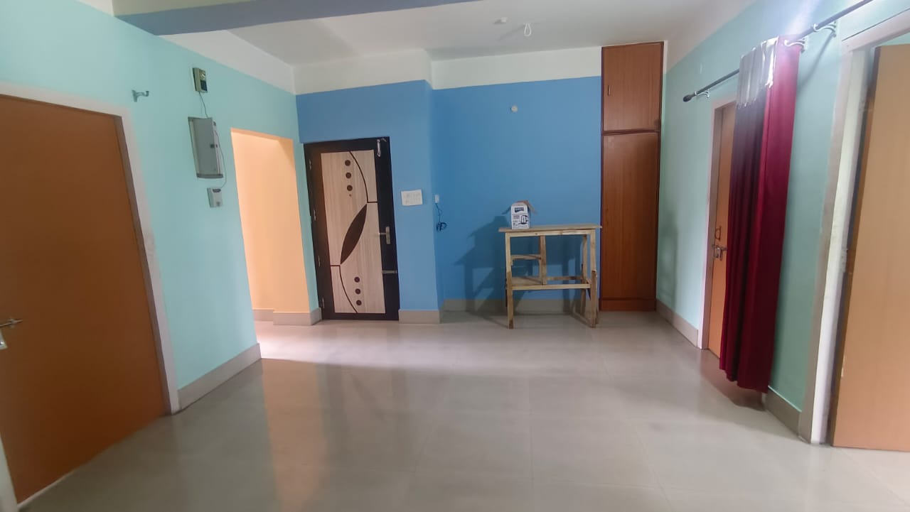 Semi Furnished 3bhk in Kahilipara, Guwahati, Assam, India for Rent